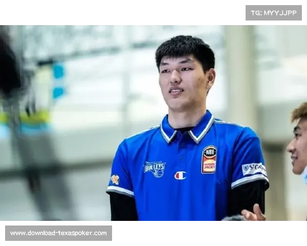 菲律宾联赛凤凰燃料大师大胜黑水精英中国球员刘传兴因伤缺阵